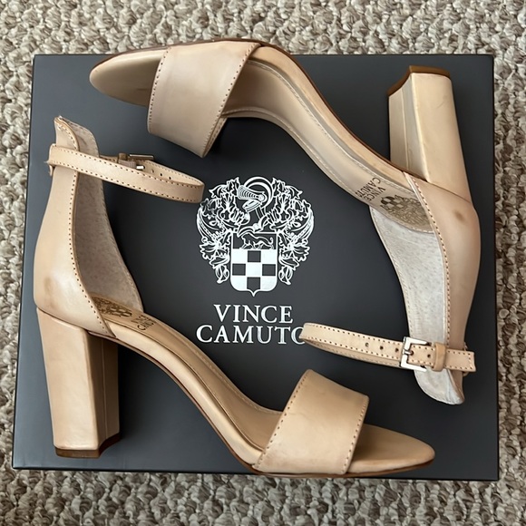 Vince Camuto Nude Heels Size 6 - Picture 4 of 6